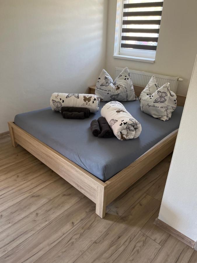Apartmanovy Dom Magda Vrbov Ngoại thất bức ảnh
